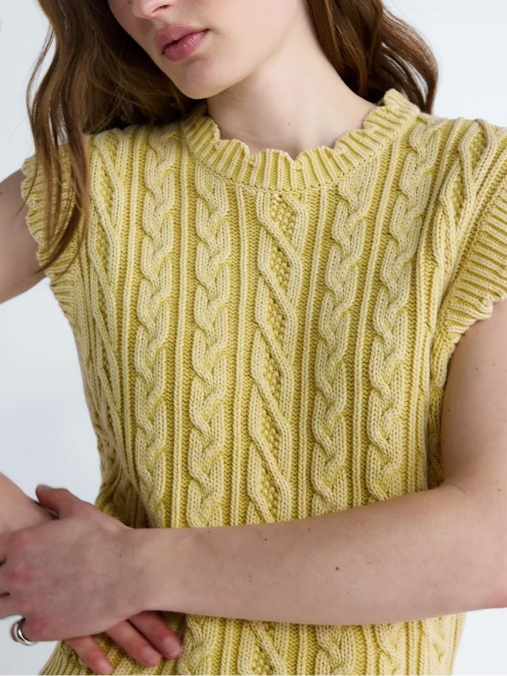 NWT Cable Knit Sleeveless Sweater Butter Yellow women’s Small Free Assembly
